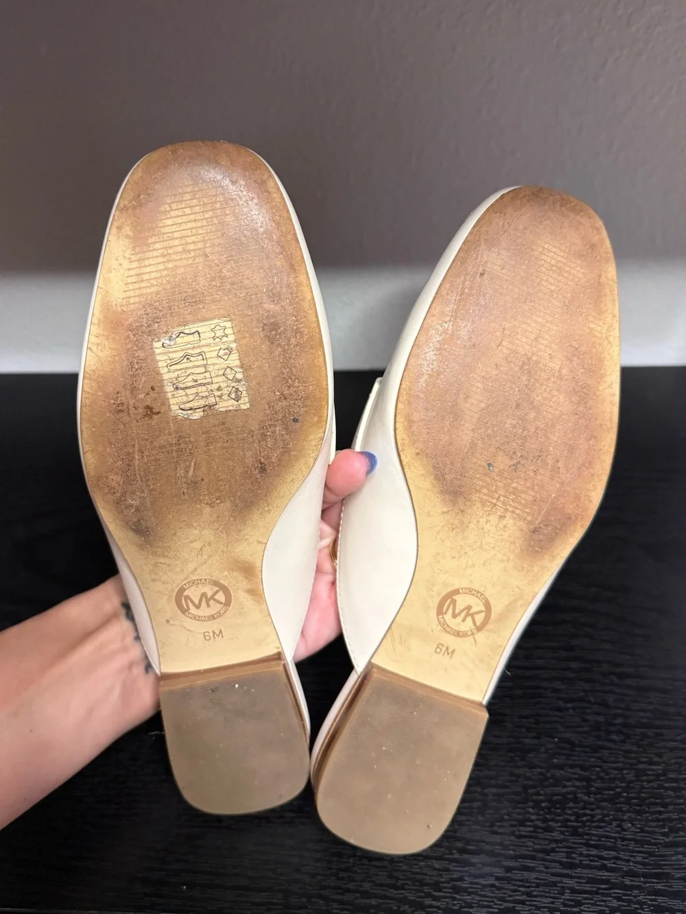 Michael Kors Tiffanie White Leather Mule Loafers Size 6
